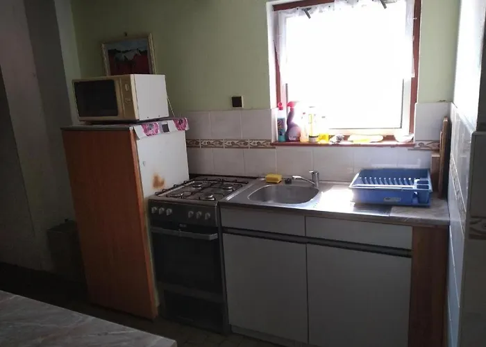 Dolni čp 37 *
